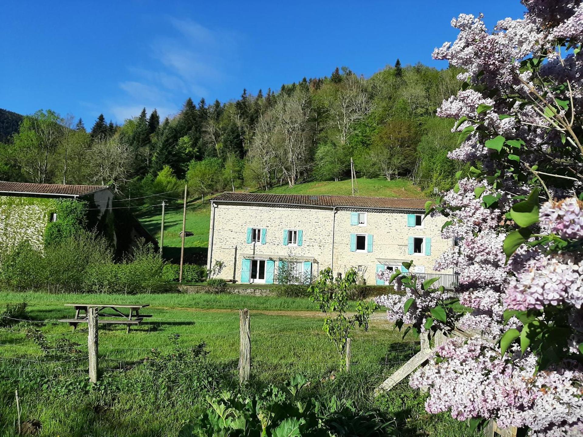 Au Mohair Des Alpy Fougax-et-Barrineuf Екстериор снимка